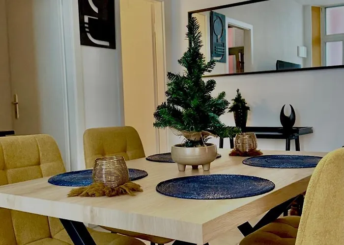 Au Bord Du Apartment *