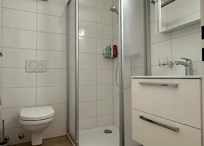 Au Bord Du * Montreux